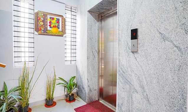 Hotel Sunroof Suites بنغالور المظهر الخارجي الصورة