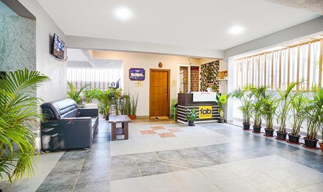 Hotel Sunroof Suites بنغالور المظهر الخارجي الصورة